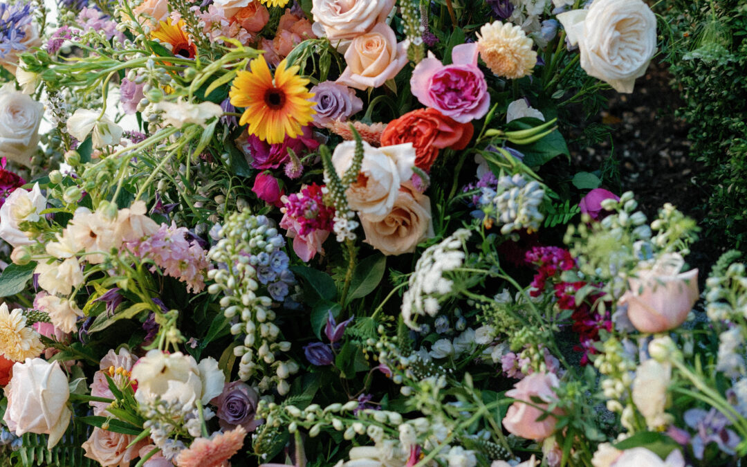 6 UNIQUE YET ENCHANTING FLOWERS YOU PROBABLY HAVEN’T CONSIDERED FOR YOUR WEDDING, BUT TOTALLY SHOULD!