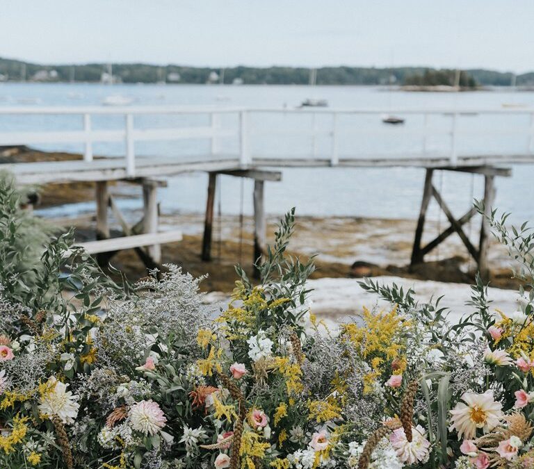 TEXTURAL WILD FLOWERS AND DAHLIAS FOR A MID SUMMER WEDDING AT BOOTHBAY HARBOR MAINE