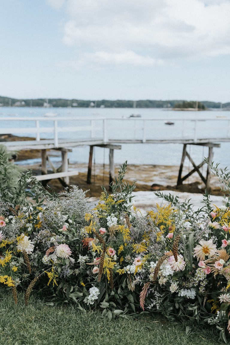 Abby Garden Floral wedding flower isle arrangement