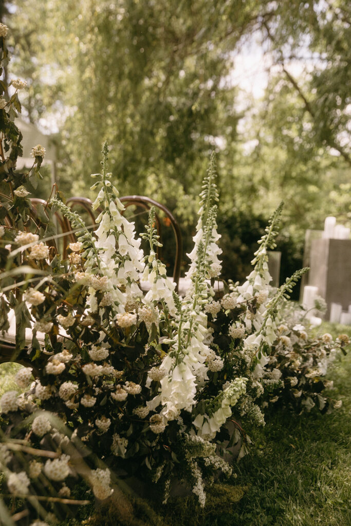 Eco-friendly locally sourced maine wedding flowers